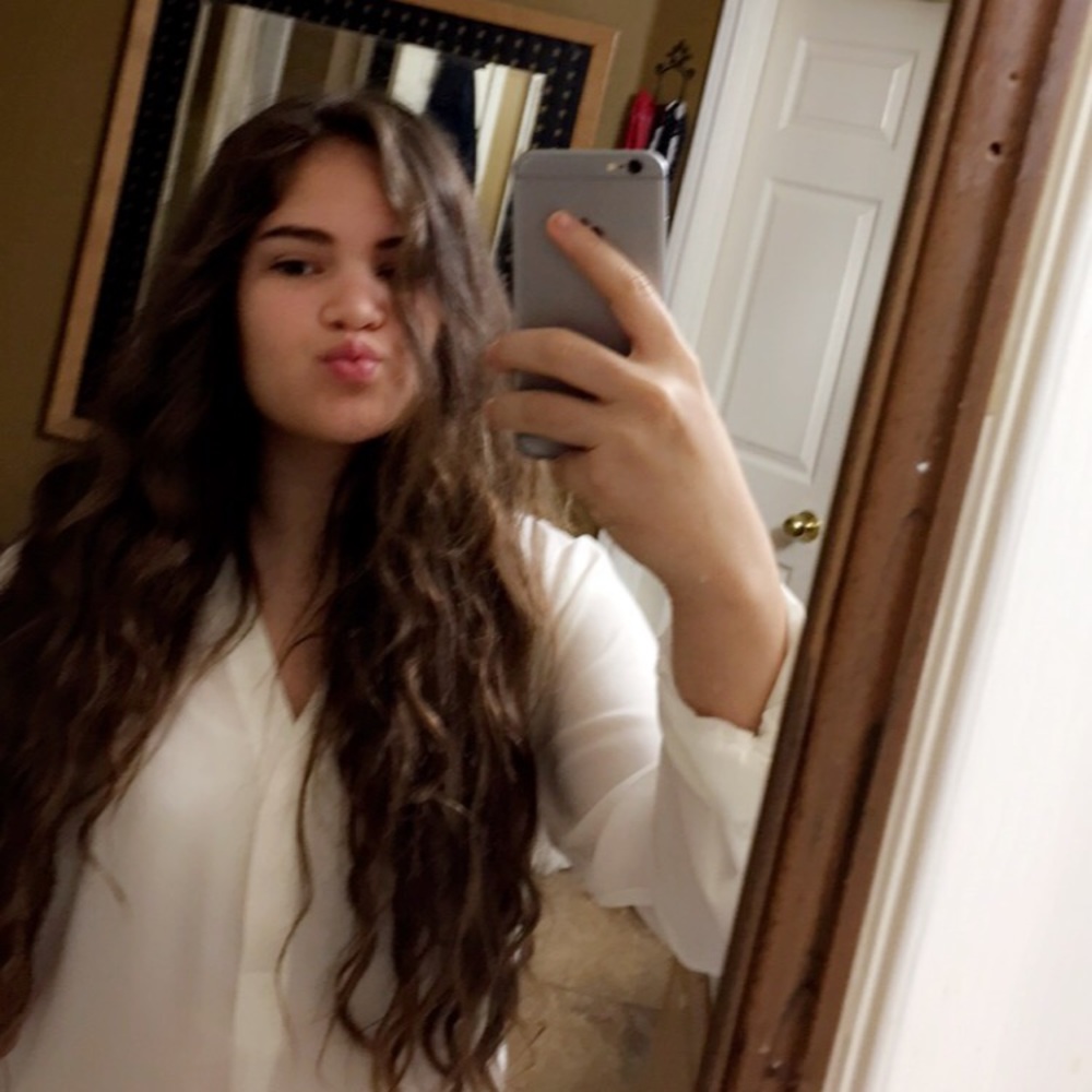 Meet your Posher, Catalina